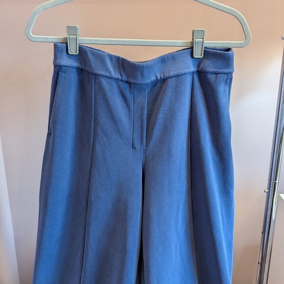 Lululemon Softstream High-rise Culotte (Size 8, Blue) - Picture 2 of 3